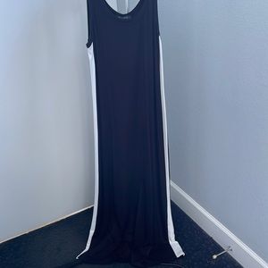New Black and white maxi dress size X-LARGE
